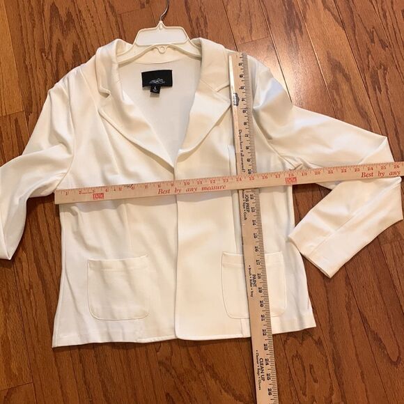 ONE5ONE Size LARGE cream open-front cream color jacket - Picture 6 of 7